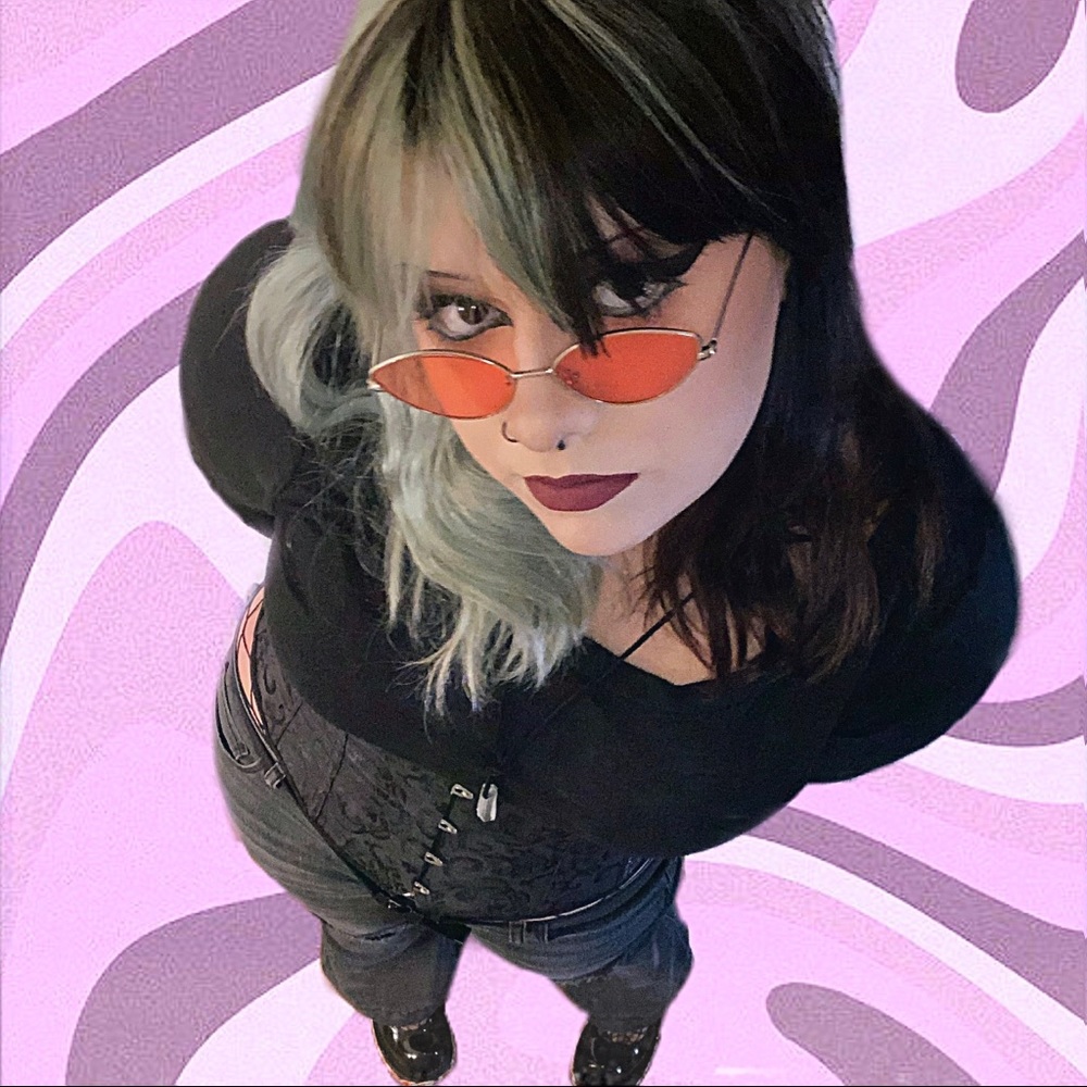 Meet your Posher, Isabella